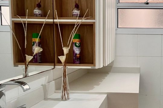 Banheiro  de apartamento para alugar com 1 quarto, 44m² em Copacabana, Rio de Janeiro