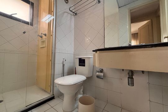 Banheiro de apartamento para alugar com 1 quarto, 32m² em Vila Olímpia, São Paulo