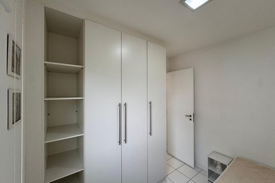 Quarto  de apartamento para alugar com 3 quartos, 80m² em Recreio dos Bandeirantes, Rio de Janeiro