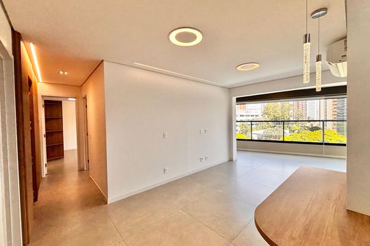 Sala de apartamento para alugar com 2 quartos, 90m² em Alphaville Industrial, Barueri