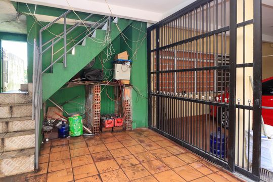 Garagem de casa para alugar com 1 quarto, 45m² em Jardim Maria Rosa, Taboão da Serra