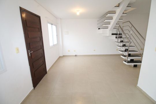 Casa de Condomínio para alugar com 2 quartos, 84m² em Chácaras São José, São José dos Campos