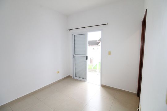 Suíte de casa de condomínio para alugar com 2 quartos, 84m² em Chácaras São José, São José dos Campos