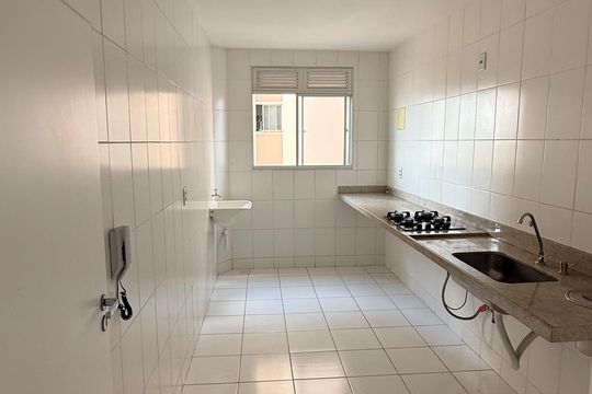 Cozinha de apartamento à venda com 2 quartos, 50m² em Bom Jesus, Contagem