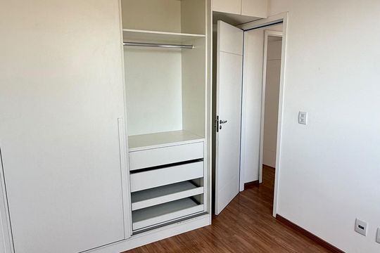 Quarto 2 de apartamento à venda com 2 quartos, 50m² em Bom Jesus, Contagem
