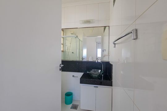 Apartamento para alugar com 3 quartos, 107m² em Centro, Guarujá