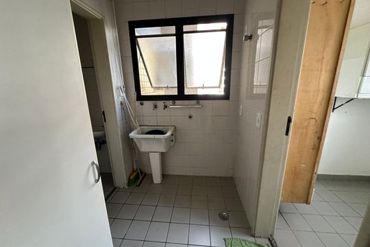 Área de Serviço de apartamento para alugar com 3 quartos, 90m² em Alphaville Industrial, Barueri