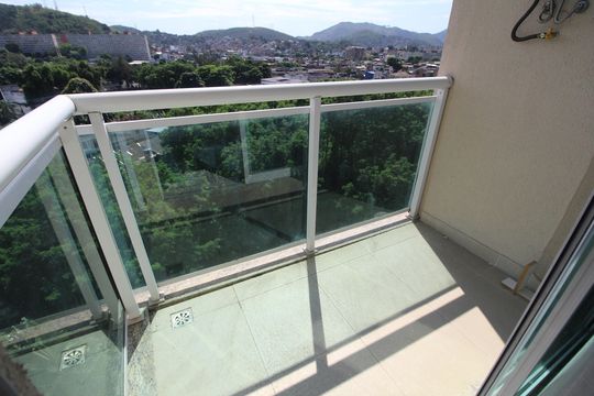 Varanda de kitnet/studio à venda com 1 quarto, 39m² em Taquara, Rio de Janeiro