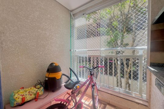 Varanda de apartamento à venda com 2 quartos, 56m² em Jardim do Papai, Guarulhos