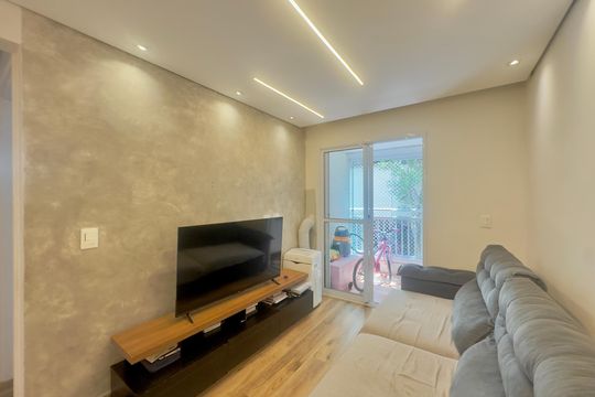 Sala de apartamento à venda com 2 quartos, 56m² em Jardim do Papai, Guarulhos