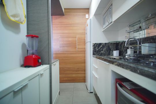 Cozinha de apartamento para alugar com 2 quartos, 56m² em São Sebastião, Porto Alegre