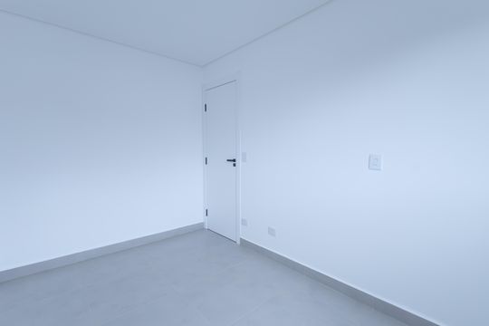 Quarto de apartamento para alugar com 1 quarto, 39m² em Capão da Imbuia, Pinhais