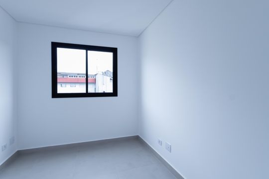 Quarto de apartamento para alugar com 1 quarto, 39m² em Capão da Imbuia, Pinhais