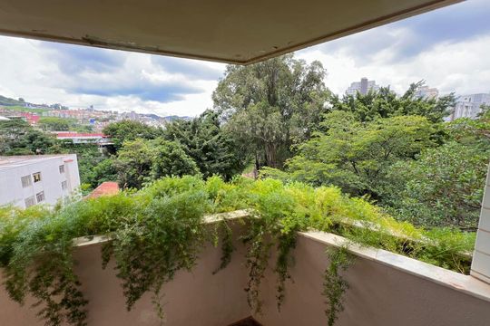 Sala varanda  de apartamento para alugar com 3 quartos, 145m² em Santo Antônio, Belo Horizonte