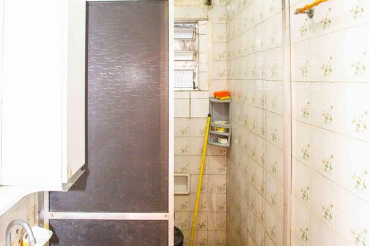 Banheiro Casa 1 de casa à venda com 4 quartos, 110m² em Casa Grande, Diadema