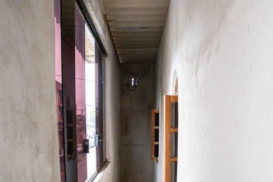 Corredor de casa à venda com 4 quartos, 110m² em Casa Grande, Diadema
