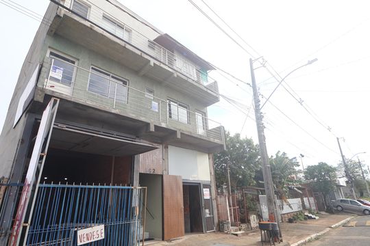Fachada de kitnet/studio para alugar com 1 quarto, 40m² em Guajuviras, Canoas