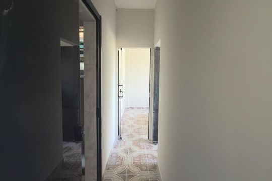 Corredor de apartamento para alugar com 2 quartos, 60m² em Bangu, Rio de Janeiro
