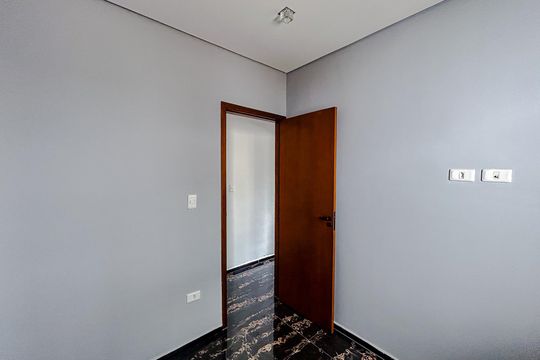 Quarto 1 de apartamento para alugar com 2 quartos, 47m² em Vila Santa Isabel, São Paulo