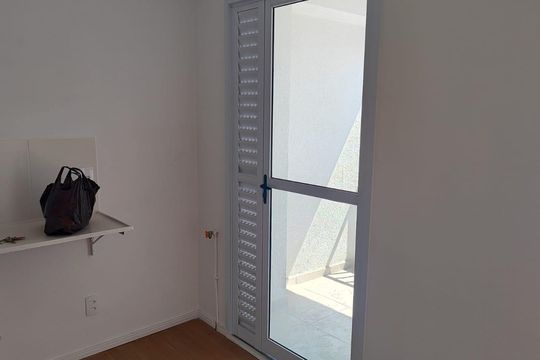 Cozinha de apartamento para alugar com 1 quarto, 28m² em Jardim Danfer, São Paulo