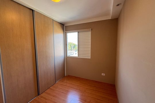 Quarto 2 de apartamento para alugar com 2 quartos, 69m² em Bairro Nakamura Park, Cotia
