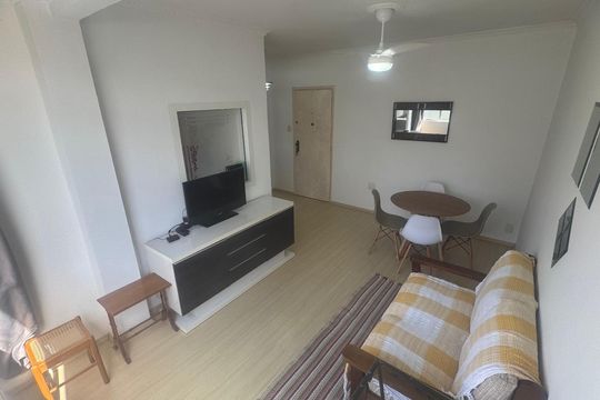 Apartamento para alugar com 1 quarto, 45m² em Embaré, Santos
