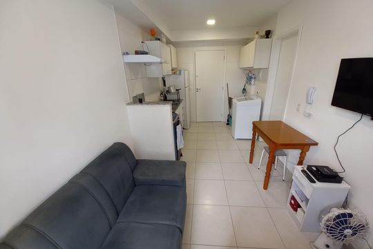 Sala/Cozinha de apartamento à venda com 1 quarto, 27m² em Cambuci, São Paulo