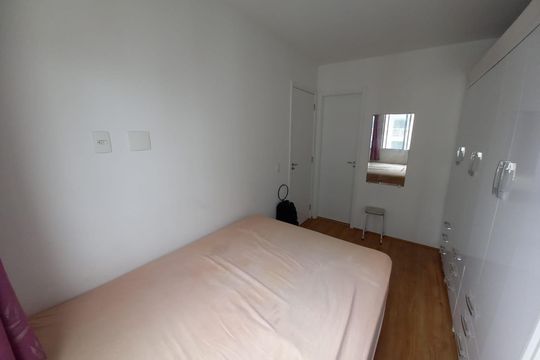 Quarto de apartamento à venda com 1 quarto, 27m² em Cambuci, São Paulo