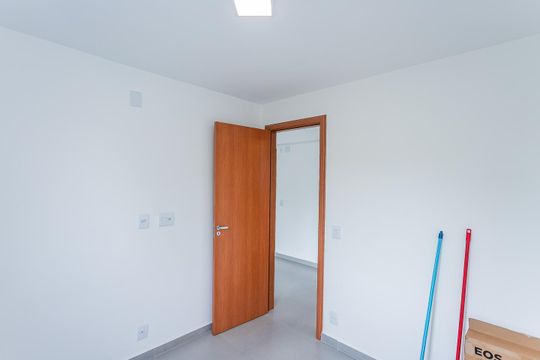 Quarto de apartamento para alugar com 1 quarto, 29m² em Jardim Santa Lucrecia, São Paulo