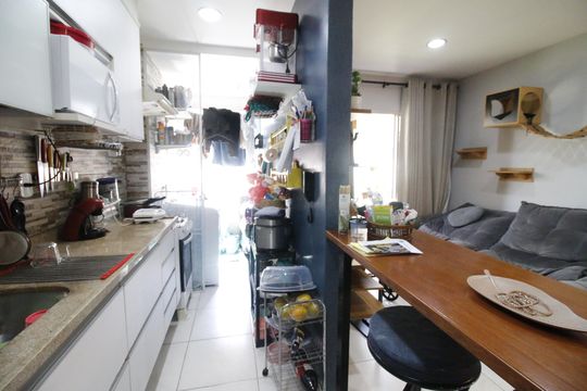 Cozinha de apartamento à venda com 2 quartos, 62m² em Taquara, Rio de Janeiro