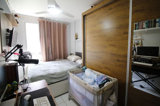 Quarto de apartamento à venda com 2 quartos, 62m² em Taquara, Rio de Janeiro
