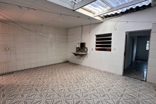 Casa para alugar com 1 quarto, 90m² em Jardim Souza, São Paulo