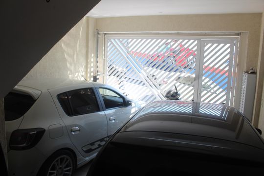 Garagem de casa à venda com 3 quartos, 150m² em Barcelona, São Caetano do Sul