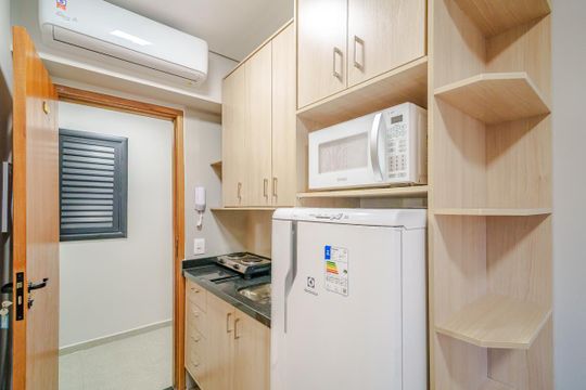 Cozinha de kitnet/studio para alugar com 1 quarto, 20m² em Butantã, São Paulo