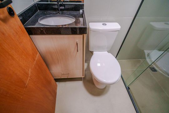 Banheiro de kitnet/studio para alugar com 1 quarto, 20m² em Butantã, São Paulo
