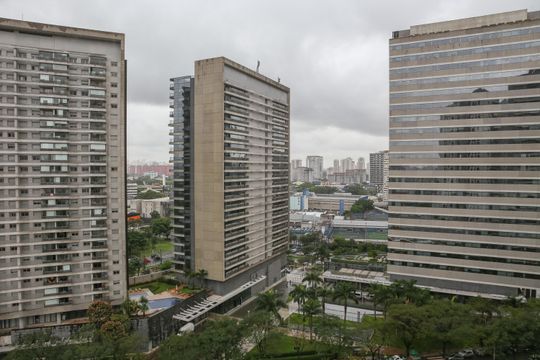 Vista do Quarto de apartamento à venda com 3 quartos, 165m² em Jardim das Perdizes, São Paulo