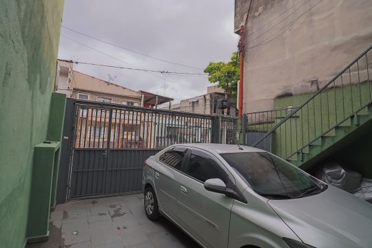 Casa à venda com 4 quartos, 180m² em Jardim Vila Formosa, São Paulo