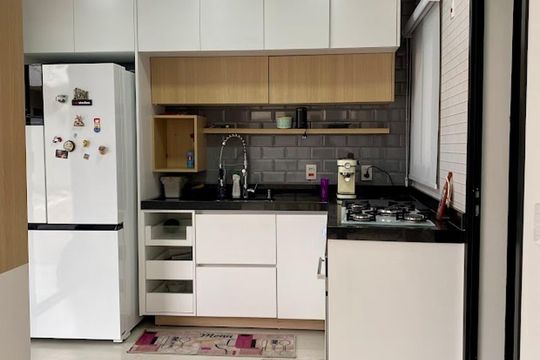 Cozinha de casa de condomínio à venda com 2 quartos, 200m² em Parque Brasil 500, Paulínia