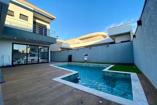 Área externa de casa de condomínio à venda com 2 quartos, 200m² em Parque Brasil 500, Paulínia