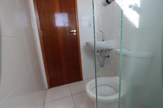 Banheiro de apartamento para alugar com 2 quartos, 42m² em Vila Formosa, São Paulo