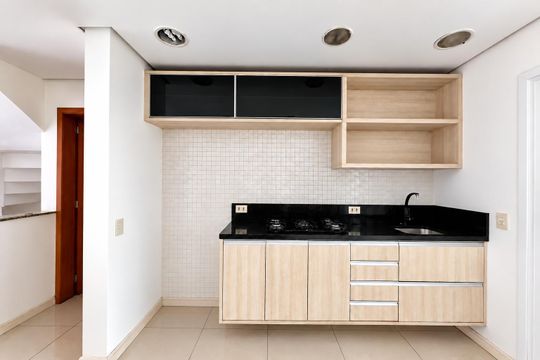 Cozinha de casa à venda com 3 quartos, 181m² em Costa E Silva, Porto Alegre