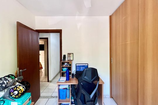 Apartamento à venda com 3 quartos, 65m² em Palmares, Belo Horizonte