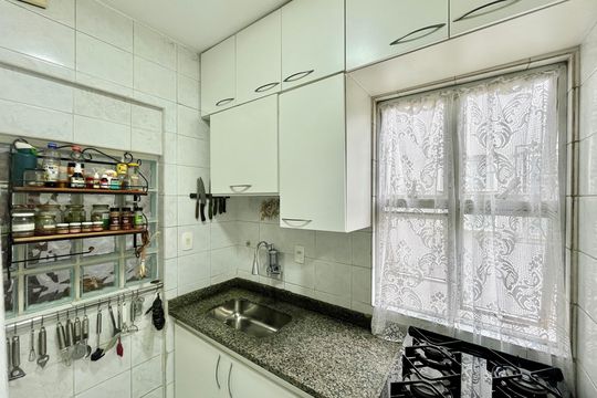 Apartamento à venda com 3 quartos, 65m² em Palmares, Belo Horizonte