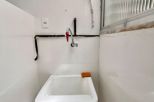 Área de Serviço de apartamento para alugar com 1 quarto, 42m² em Copacabana, Rio de Janeiro