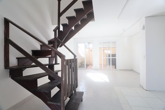 Casa de Condomínio para alugar com 2 quartos, 100m² em Centro, Canoas