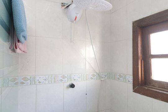 Banheiro Social de casa à venda com 6 quartos, 427m² em Jardim Sulacap, Rio de Janeiro
