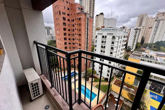 Varanda de kitnet/studio para alugar com 1 quarto, 26m² em Campo Belo, São Paulo