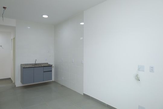 Sala de apartamento para alugar com 2 quartos, 40m² em Vila Carmosina, São Paulo