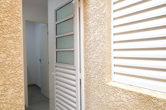 Área de Serviço de apartamento para alugar com 2 quartos, 40m² em Vila Carmosina, São Paulo