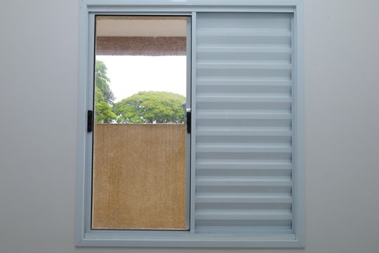 Quarto 1 de apartamento para alugar com 2 quartos, 40m² em Vila Carmosina, São Paulo